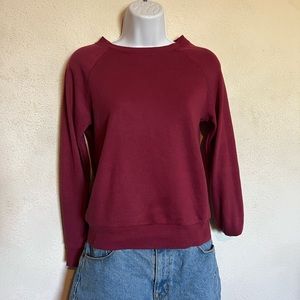 BURGUNDY SWEATSHIRT!